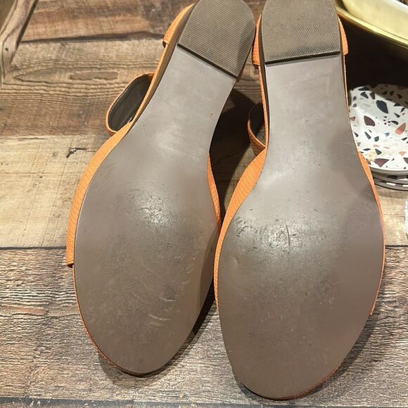 ARRAYS ORANGE SANDALS - Picture 2 of 5